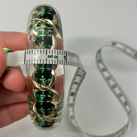 AUTH 2014 CHANEL Clear Resin Lucite Green Tweed Gold Chain Logo Bangle Bracelet - Picture 13 of 16